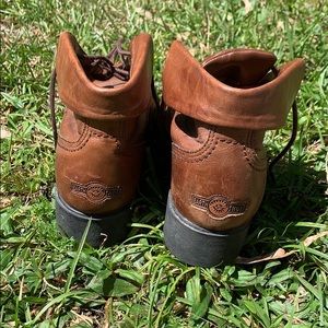 Earth Shoe Boots